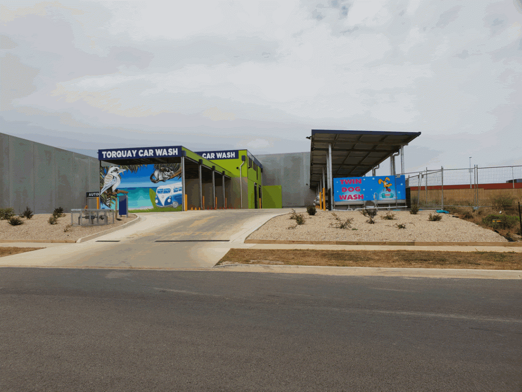 Torquay car wash from Cylinders drive (near Aldi and Bunnings)